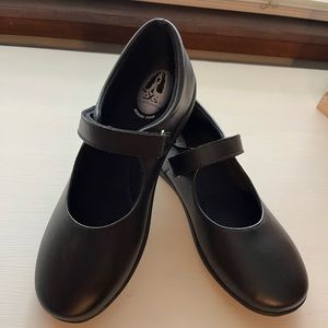 Youth Size 6 Euro 38 Nearly New Black Mary Jane Shoes